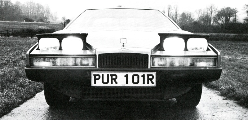 Aston-Martin Lagonda Headlights On