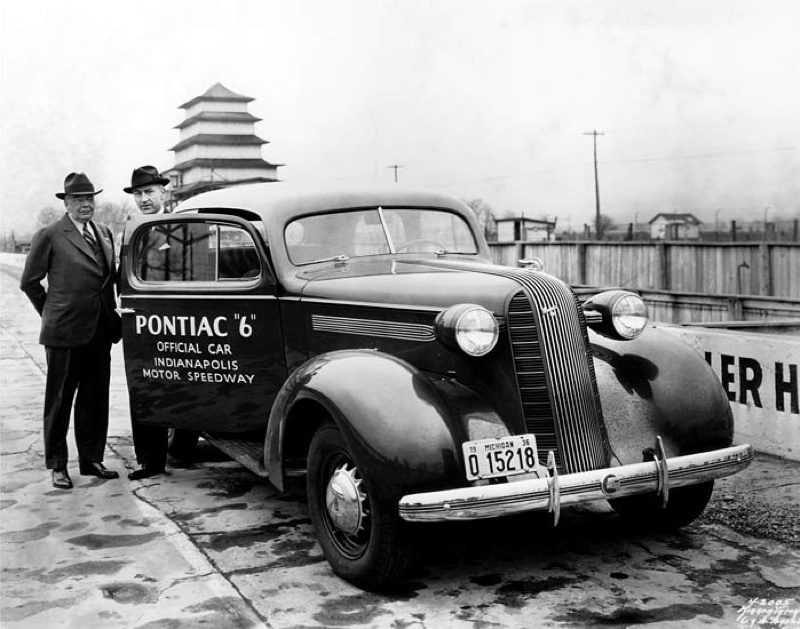 1936 Pontiac 6
