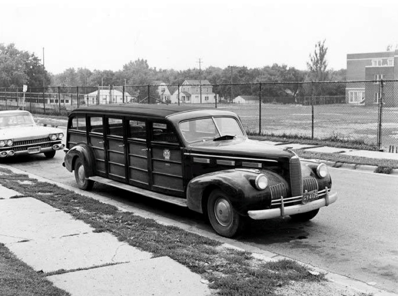 1940 LaSalle Woodie Station Wagon