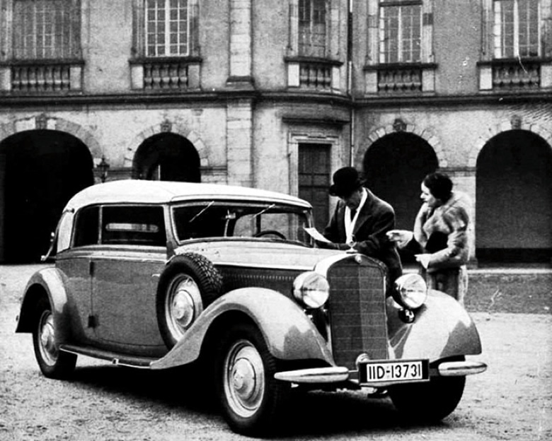 1937 Mercedes-Benz 230