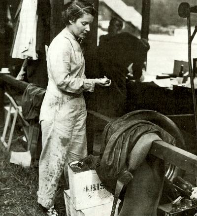 Kay Petre at Brooklands in 1935
