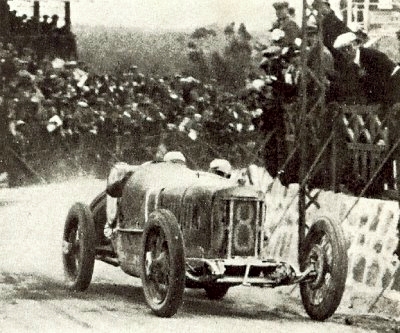 Bordino and his mechanic Felice Nazzaro in the supercharged 1½-litre  Fiat on the 1924 Targa Florio