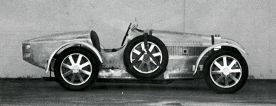 Bugatti Type 35 in profile