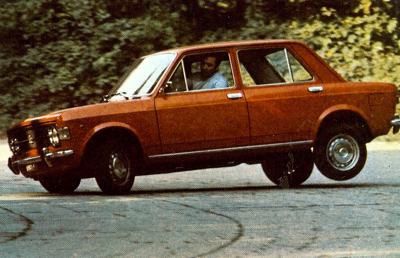 A Fiat 128 demonstrates the effects of handling