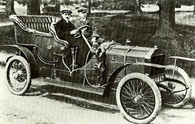 1907 Hillman 25 hp, powered by a four-cylinder engine
