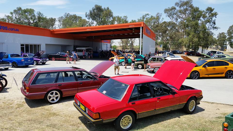 Cars & Cofee Albury January Meet [NSW]
