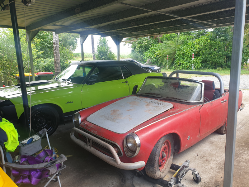 Just pulled my Honda S600 out of a shed next to a swamp