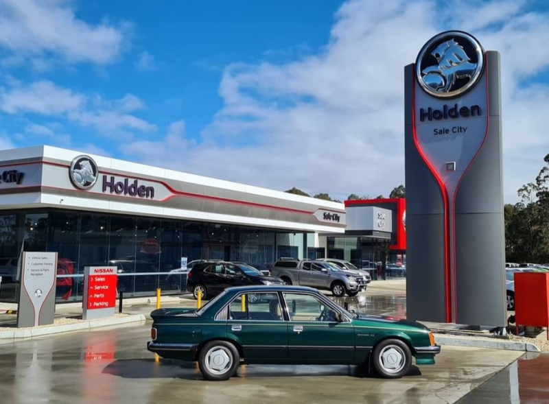 Just before Holden dealers disappeared 