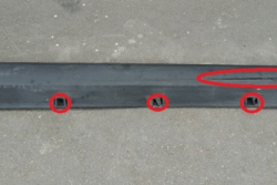1 Door sill right rocker panel (structural) damage
