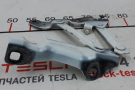 1 Hood hinge right PPSW damaged Tesla model X 1058