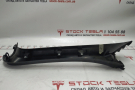14 Covering the luggage compartment left Tesla mod
