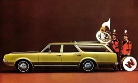 1967 Oldsmobile Cutlass Supreme Wagon