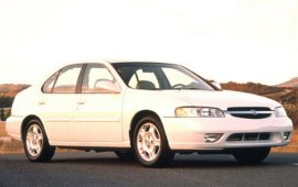 2000 Nissan Altima GLE