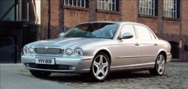 2005  Jaguar XJR