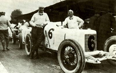 Alfred Neubauer with the Mercedes 2000 of 1924
