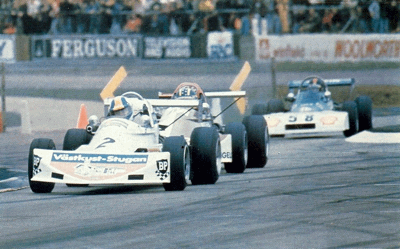 Gunnar Nilsson leading Alex Ribeiro during the Formula Three race at the 1975 British Grand Prix