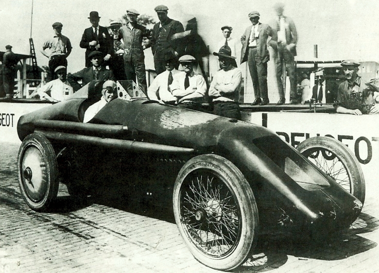 Tommy Milton in the double engined Duesenberg prior to his 1920 156.03 mph run