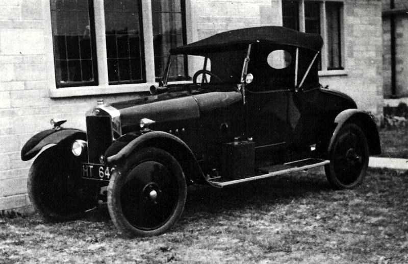 1922 Hands Automobile
